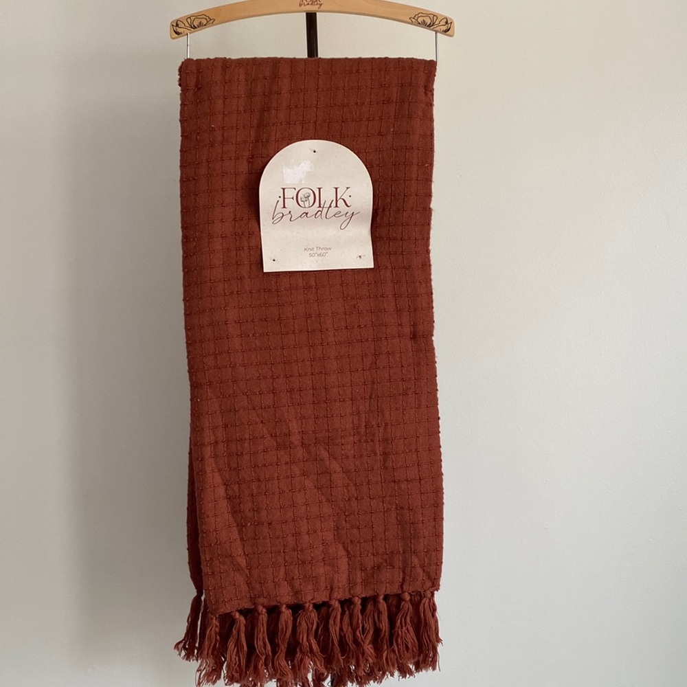 NWT Folk Bradley Artisan Knit Throw